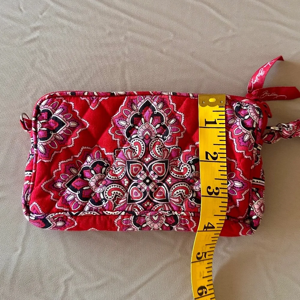 Vera Bradley "Frankly Scarlet" Cellphone Wristlet - Picture 8 of 8